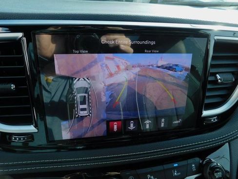 New 2026 Chrysler Pacifica Limited w/ S Appearance Package image 32