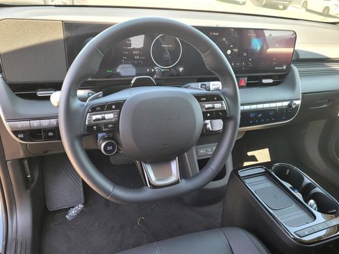 New 2026 Hyundai Ioniq 5 SEL RWD image 9