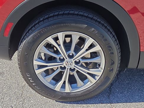 Used 2023 Buick Envision Preferred image 7