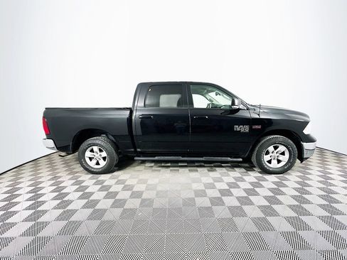 Certified 2019 RAM 1500 Classic SLT w/ Luxury Group image 12