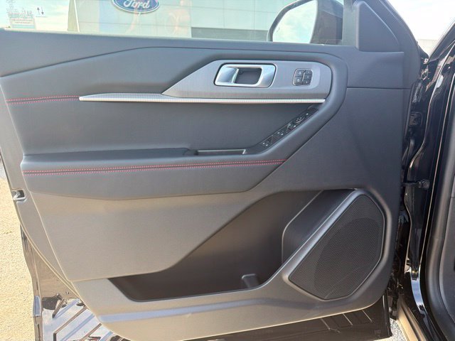 New 2027 Ford Explorer ST-Line w/ Premium Package RWD image 17