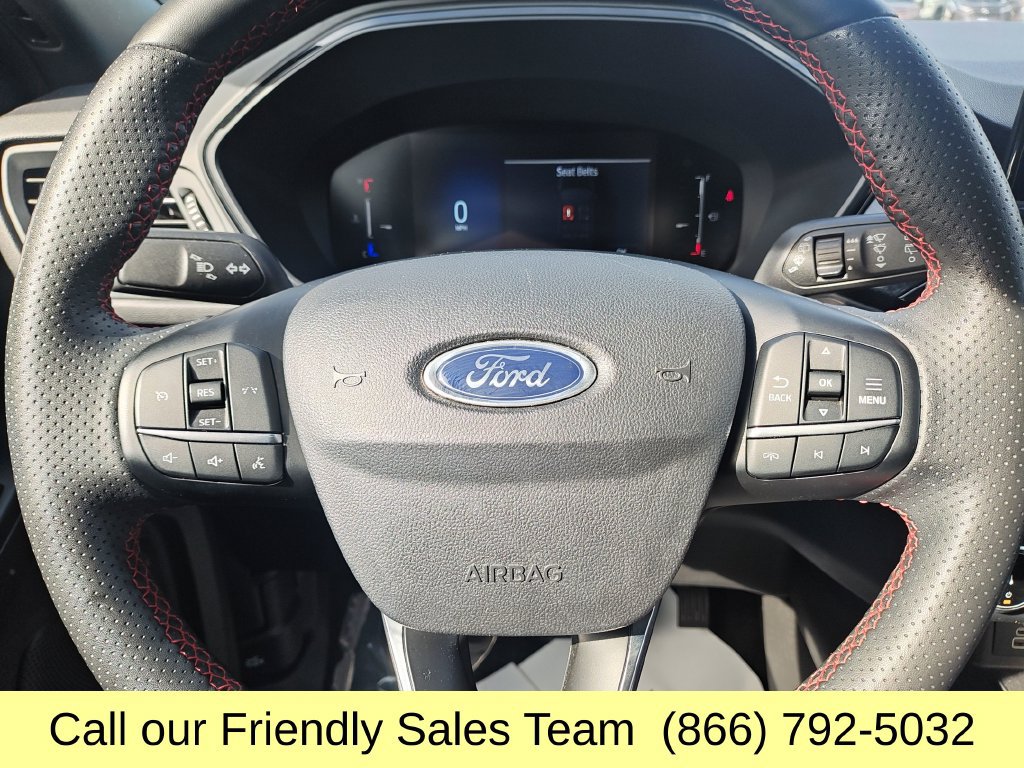Used 2025 Ford Escape ST-Line Select AWD/4WD image 16