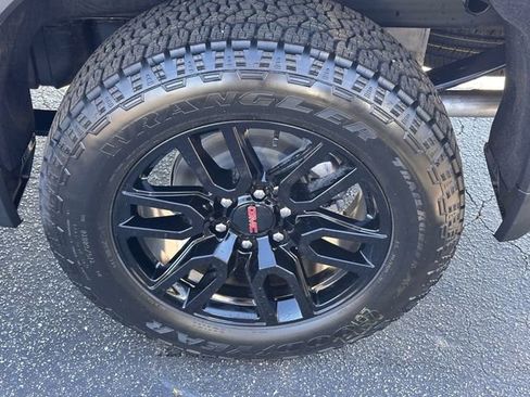 New 2026 GMC Sierra 1500 Elevation w/ Elevation Premium Package image 15