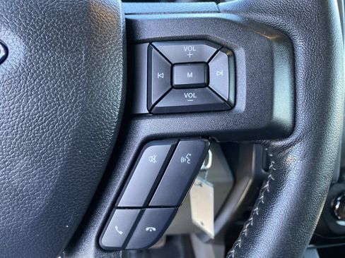 Used 2020 Ford F150 XLT w/ Equipment Group 302A Luxury AWD/4WD image 21