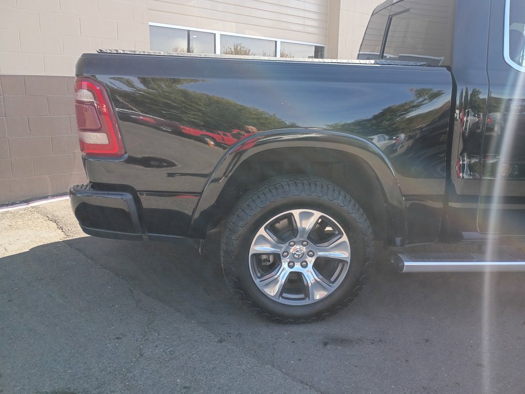 Used 2023 RAM 1500 Limited w/ Body-Colour Bumper Group AWD/4WD image 4