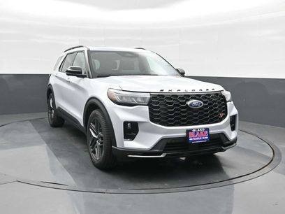New 2026 Ford Explorer ST w/ Sun And Sound Package