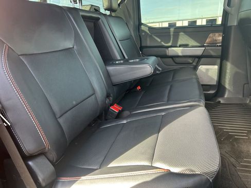 Used 2024 Ford F250 Lariat w/ Lariat Ultimate Package image 35