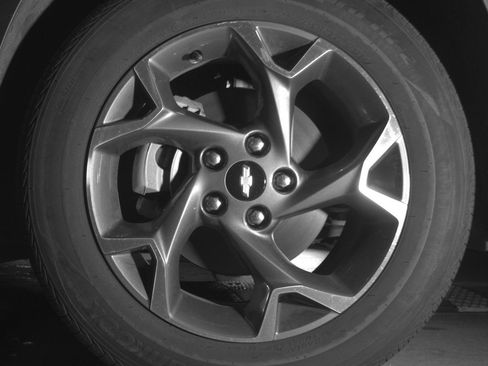 Used 2025 Chevrolet Trax LT FWD image 12
