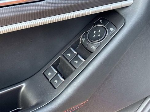 Certified 2025 Ford Explorer ST-Line w/ Premium Package image 26