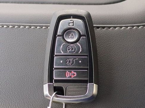 New 2025 Ford Expedition Platinum w/ Stealth Performance Package image 29