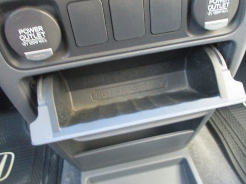 Used 2008 Honda Ridgeline RTX image 37