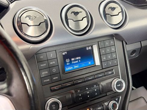 Used 2018 Ford Mustang GT RWD image 15