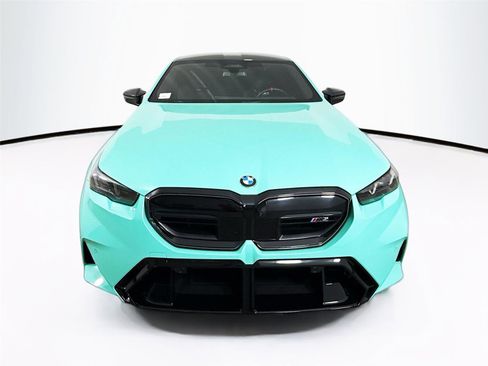 Used 2025 BMW M5 w/ Carbon Package image 2