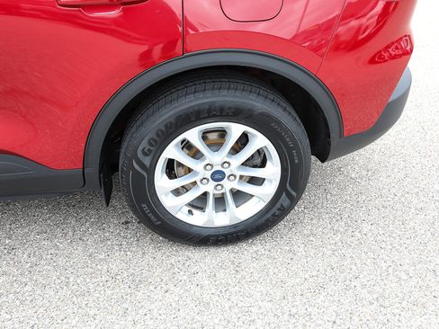 Used 2022 Ford Escape SE w/ Convenience Package AWD/4WD image 4