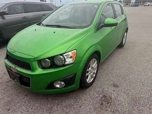 Used 2015 Chevrolet Sonic LT FWD image 1