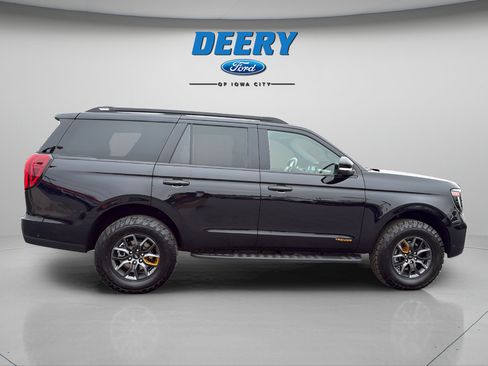 Used 2025 Ford Expedition Tremor AWD/4WD image 23