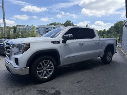 Used 2020 GMC Sierra 1500 SLE w/ SLE Value Package RWD image 4