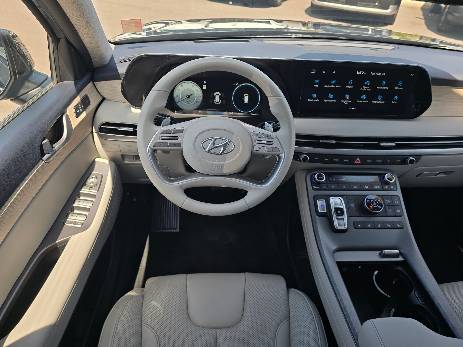 Used 2024 Hyundai Palisade Limited AWD/4WD image 14
