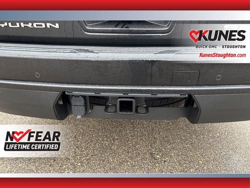 Used 2023 GMC Yukon SLE image 27