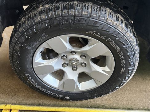 Used 2020 RAM 1500 Big Horn AWD/4WD image 22