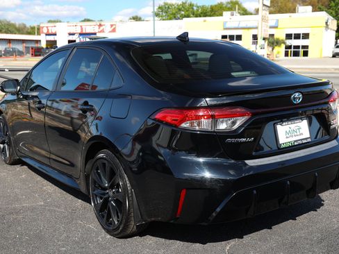 Used 2023 Toyota Corolla SE image 11
