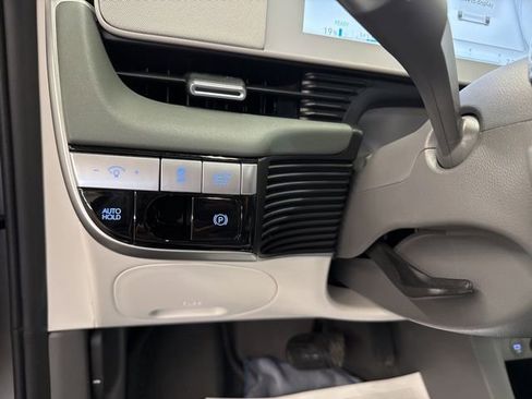 Used 2024 Hyundai Ioniq 5 Limited image 20