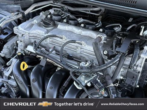 Used 2022 Toyota Corolla LE image 28