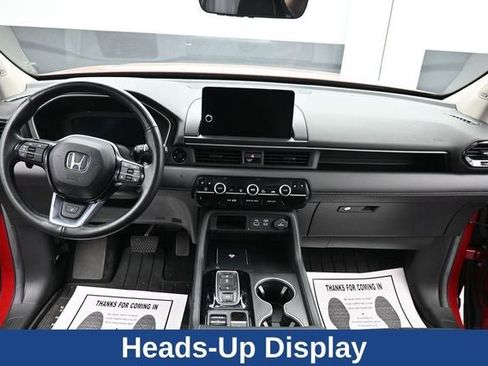 Used 2024 Honda Pilot Elite image 18