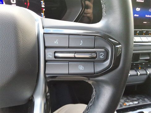 Certified 2023 Chevrolet Colorado LT w/ LT Convenience Package II image 26