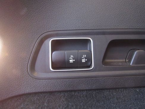 Certified 2023 Mercedes-Benz GLS 450 4MATIC image 26