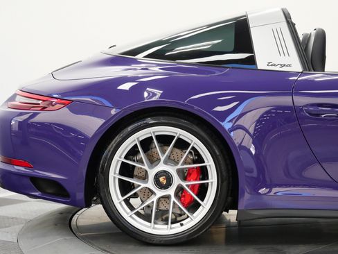 Used 2018 Porsche 911 Targa 4 GTS AWD/4WD image 46