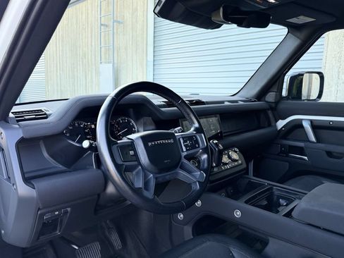 Used 2023 Land Rover Defender 90 X-Dynamic SE AWD/4WD image 15