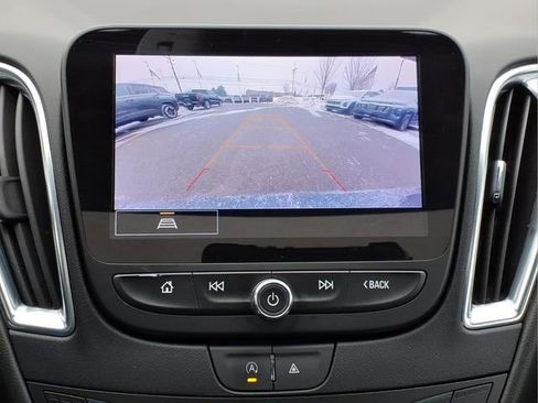 Used 2023 Chevrolet Malibu LT image 19