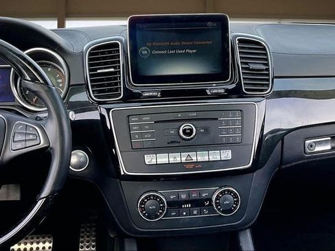 Used 2016 Mercedes-Benz GLE 400 4MATIC image 6