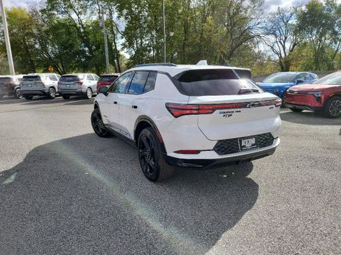 New 2025 Chevrolet Equinox EV RS image 8