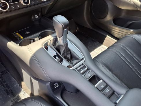 Used 2023 Honda HR-V EX-L image 21