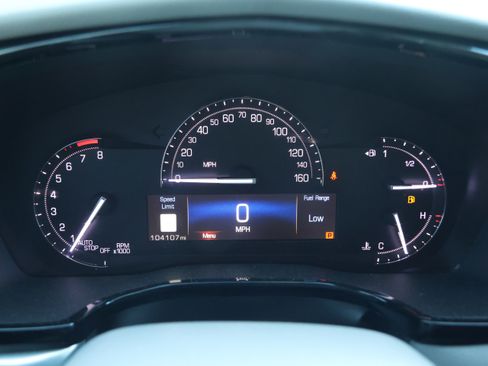 Used 2017 Cadillac XT5 Luxury w/ Driver Awareness Package image 19