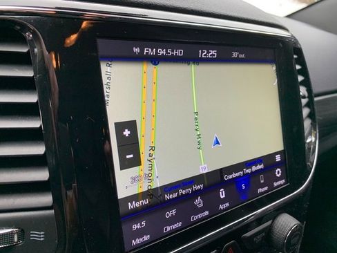 Used 2021 Jeep Grand Cherokee Laredo X image 22