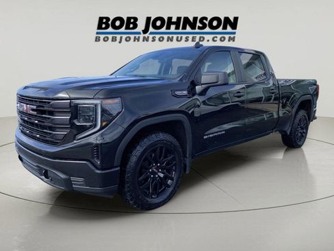 Used 2024 GMC Sierra 1500 Pro w/ Graphite Edition image 3