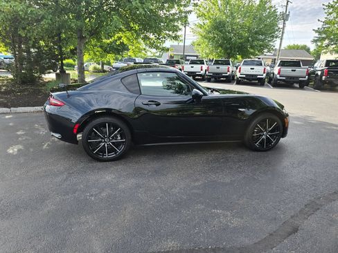 Used 2025 MAZDA MX-5 Miata RF Grand Touring RWD image 8