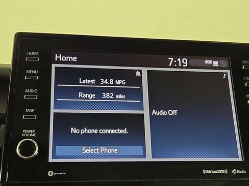 Used 2024 Toyota Camry XSE FWD image 16
