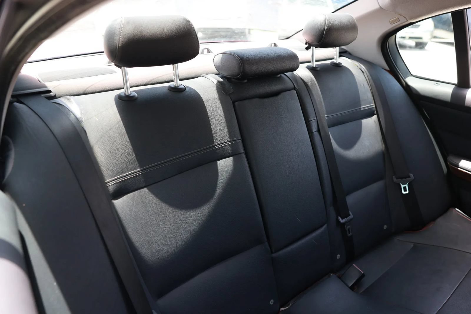 Used 2010 BMW 328i Sedan RWD image 22