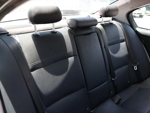 Used 2010 BMW 328i Sedan RWD image 22