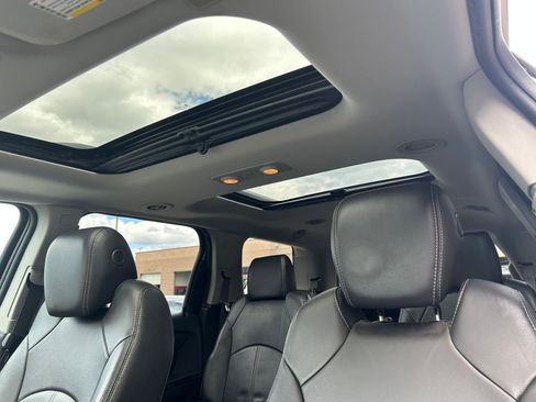 Used 2016 GMC Acadia SLT w/ Open Road Package AWD/4WD image 27