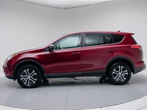 Used 2018 Toyota RAV4 LE w/ All Weather Liner Package AWD/4WD image 12