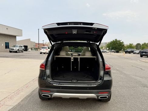 Used 2023 Mercedes-Benz GLE 350 w/ Premium Package image 9