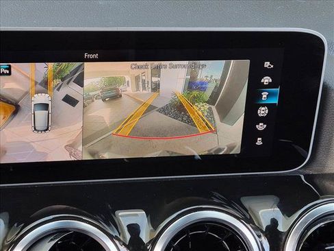 Used 2021 Mercedes-Benz GLA 250 image 13