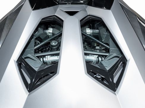 Used 2017 Lamborghini Aventador LP 700-4 image 19