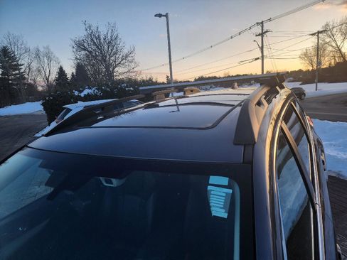 Used 2021 Subaru Ascent Limited w/ Technology Package image 7