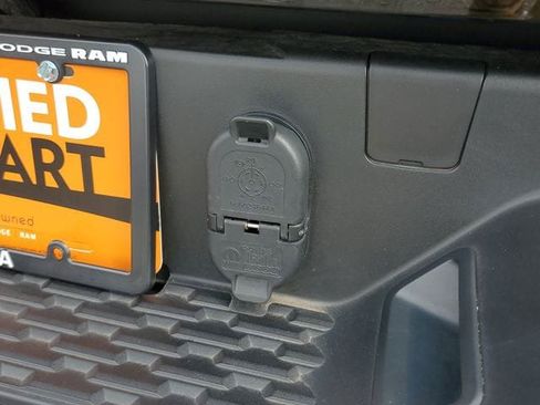 Certified 2025 RAM 1500 Big Horn RWD image 10